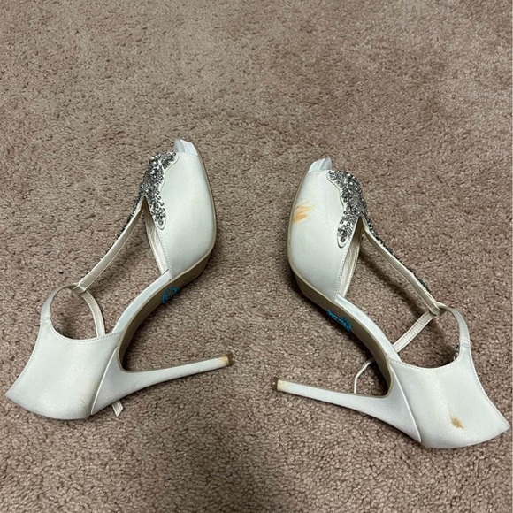 David’s Bridal platform heel, size 8.5 - Picture 5 of 5